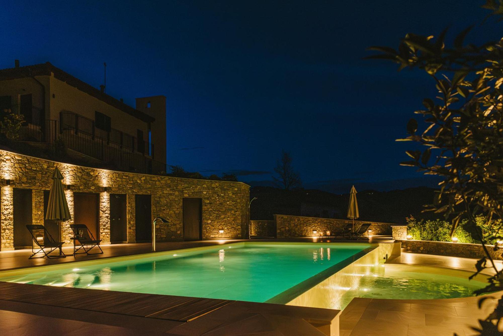 Garesio Wine Resort Serralunga d'Alba Exterior photo